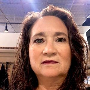 Meet your Posher, Marian